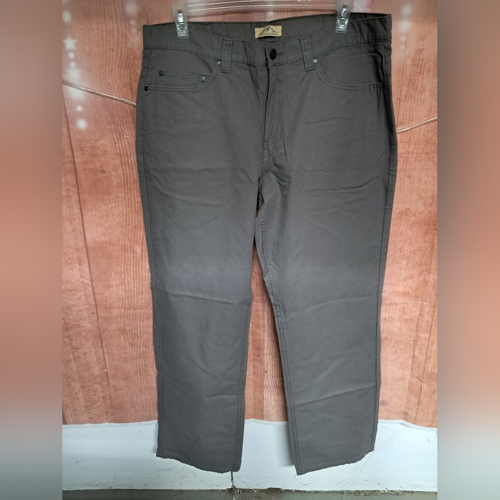 Blue Mountain men's gray pants size 38x32